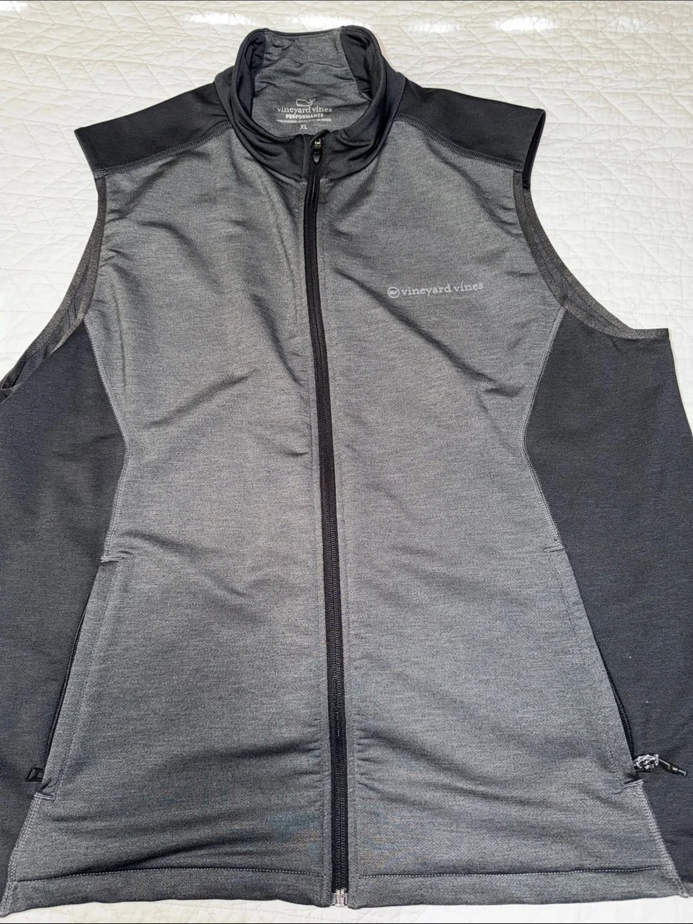 Vineyard Vines sleek full